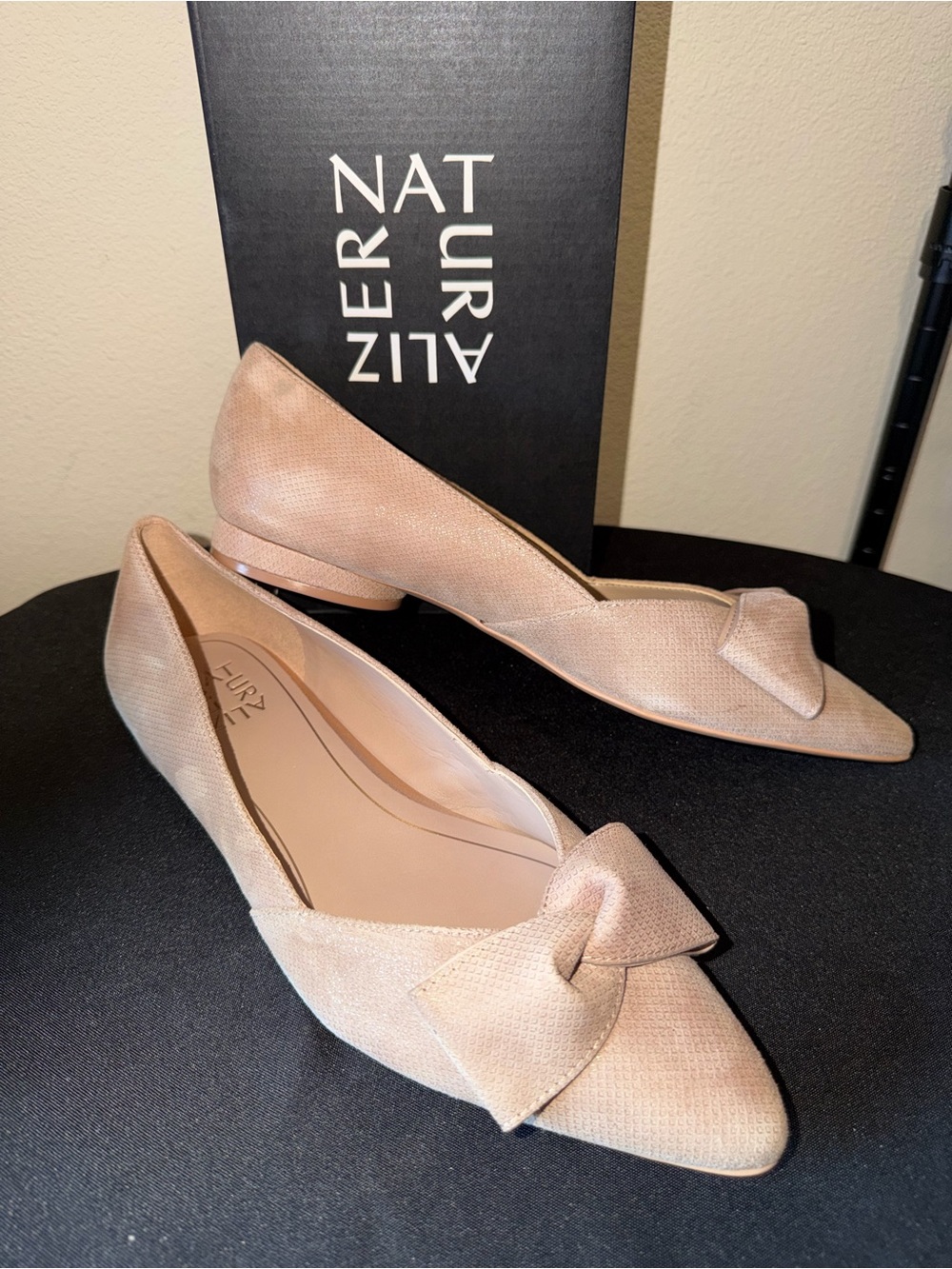 Naturalizer Taupe Leather Bow Pointed-Toe Flats